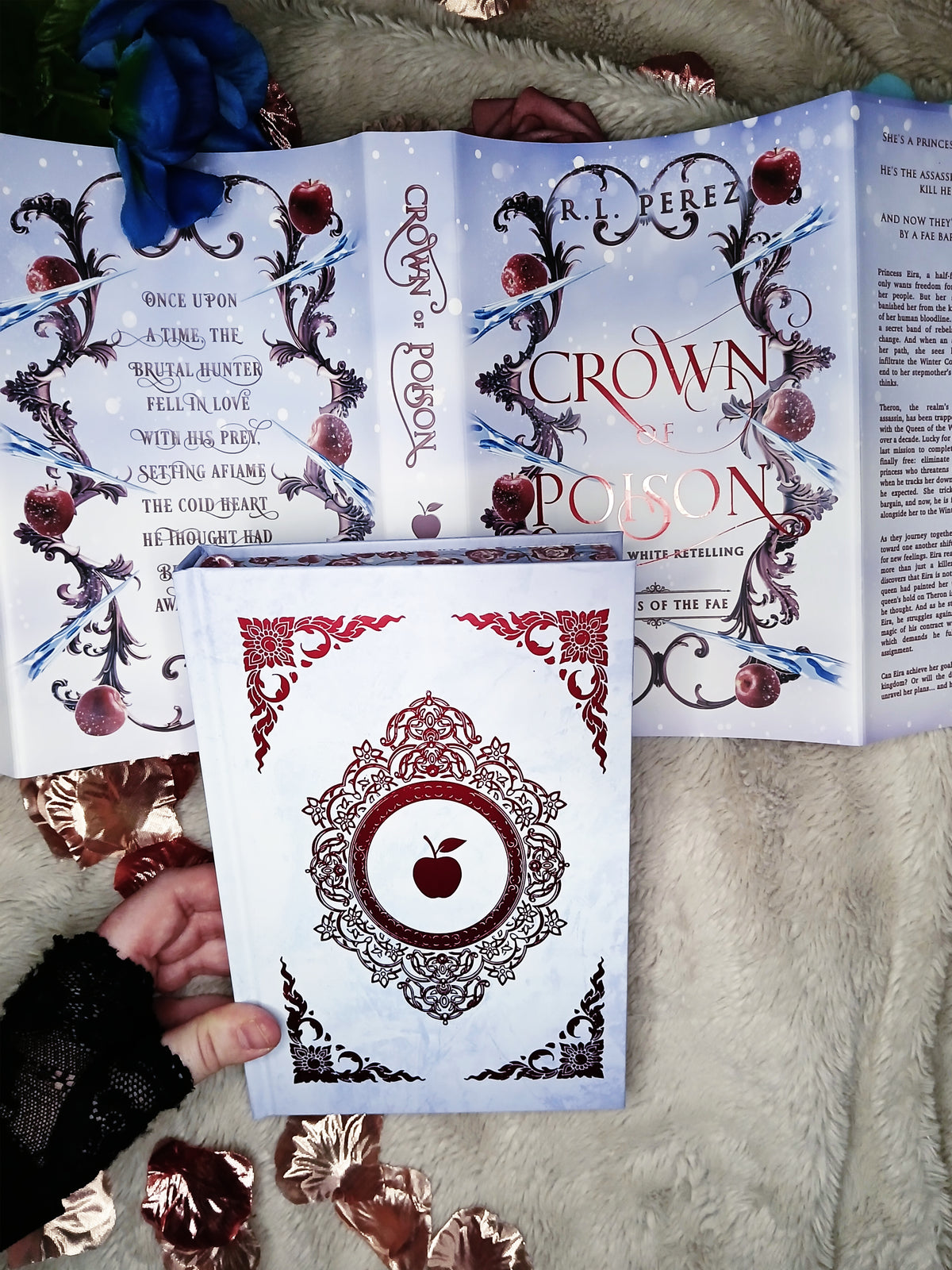 Crown of Poison Special Edition Bundle